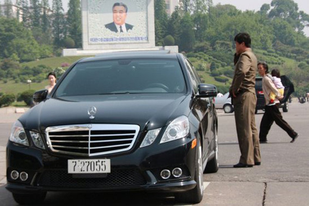 &quot;Soi&quot; Mercedes S600 chong dan cua lanh dao Kim Jong Un-Hinh-8